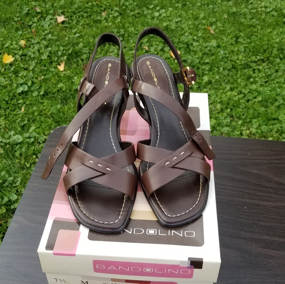 Like New Bandolino Sandals